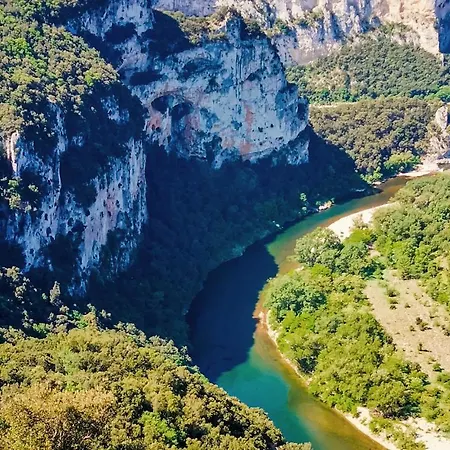 2 Bedroom Stunning In Vallon-pont-darc Holiday home *