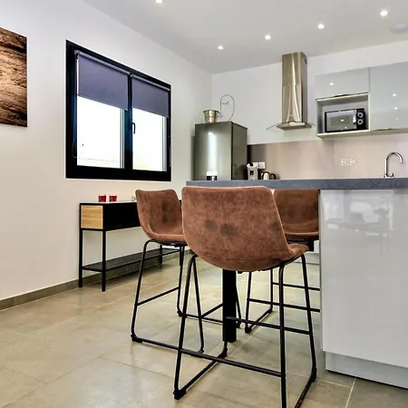 2 Bedroom Stunning In Vallon-pont-darc * Vallon-Pont-d'Arc